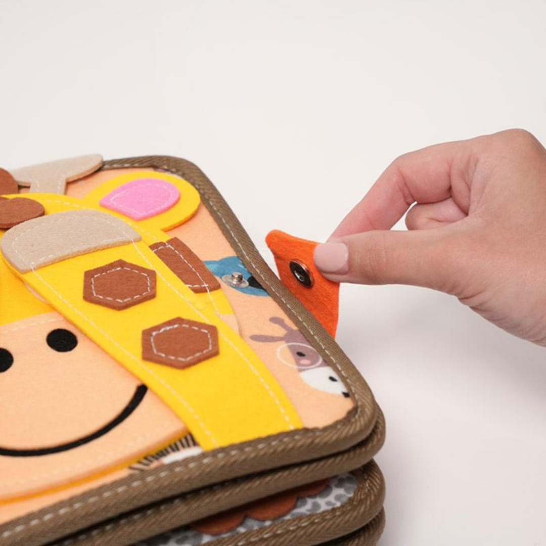 Rasa Sayang Montessori Genius Giraffe Book