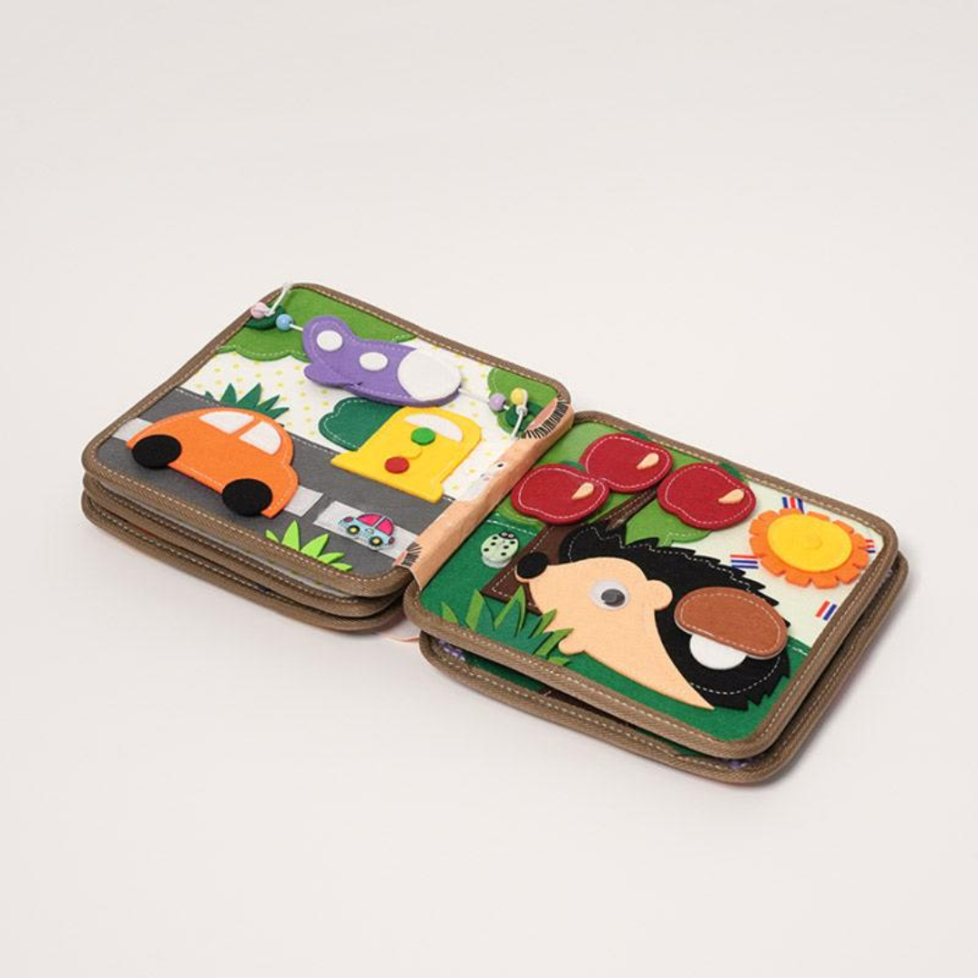 Rasa Sayang Montessori Genius Giraffe Book