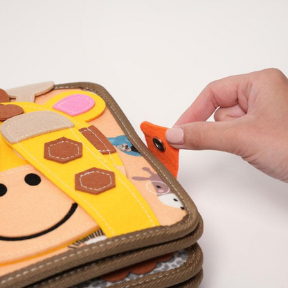 Rasa Sayang Montessori Genius Giraffe Book